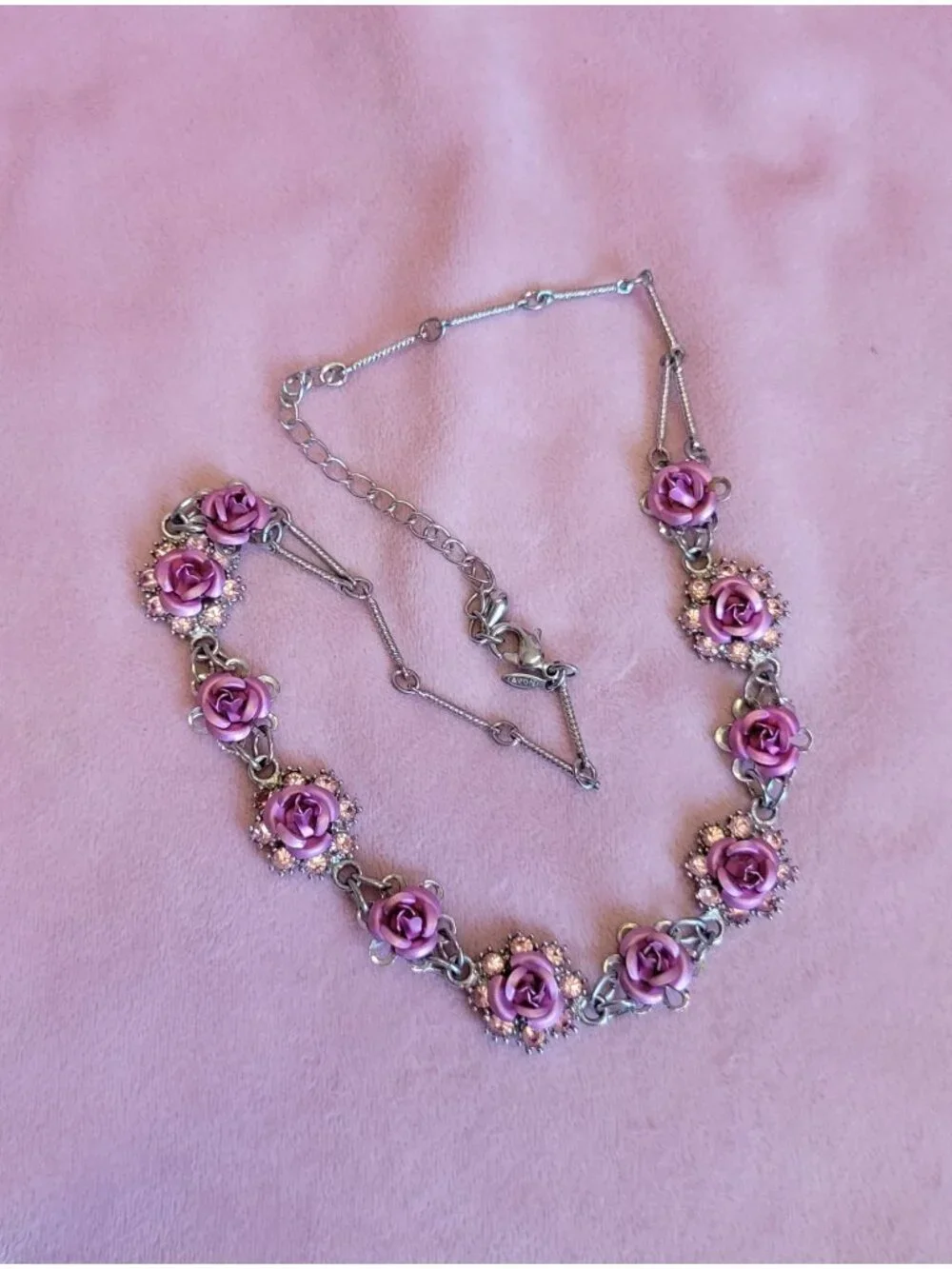 Vintage Avon Nina Ricci Silver Tone Pink Rhinestone Flower Choker Necklace N1A